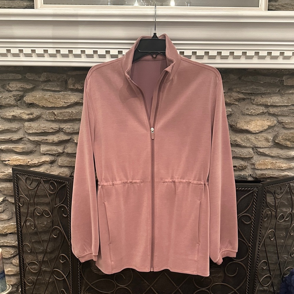 Lululemon Softstreme Cinch Waist Zip Front Jacket